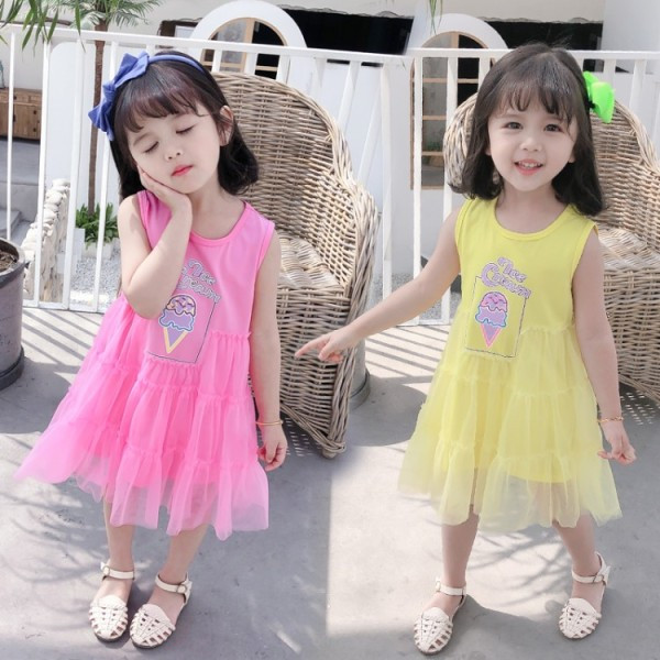 Ümara dekoltee ja aplikatsiooniga vabaaja lastekleit