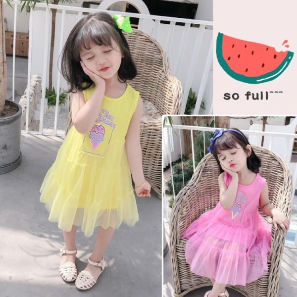 Ümara dekoltee ja aplikatsiooniga vabaaja lastekleit