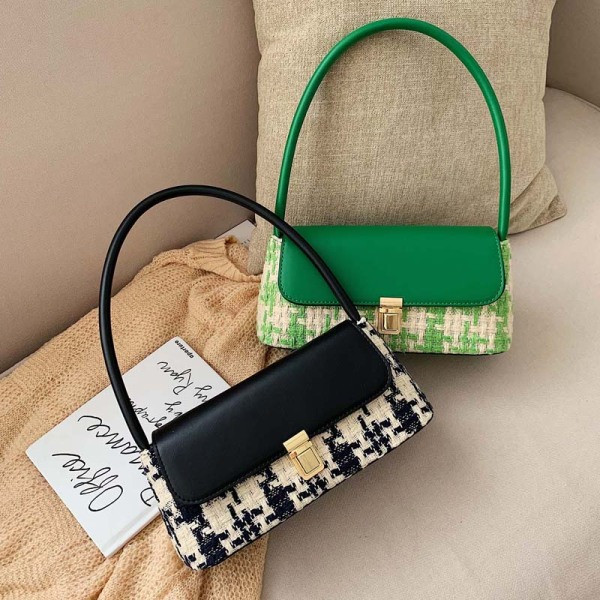 Mini geanta de dama eleganta cu element metalic