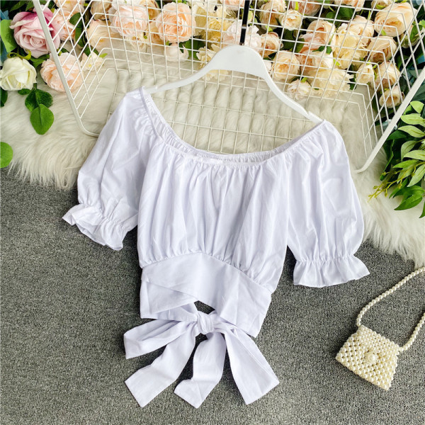 Bluză de damă modernă cu mâneci căzute și cravate