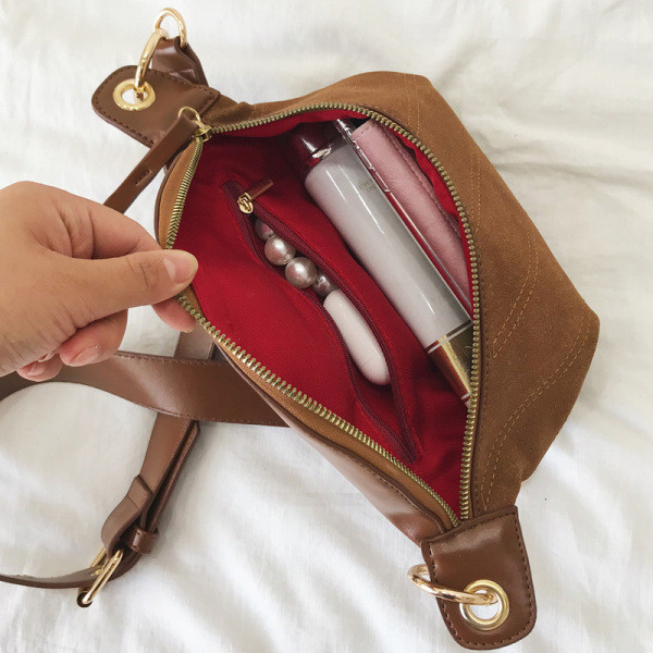 Geanta topică de damă cu fermoar și mâner lung