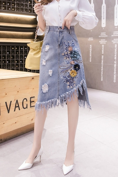 Női farmerszoknya magas derékkal, 3D elemekkel