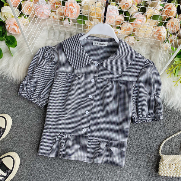 Cămașă de damă cu mâneci scurte și guler