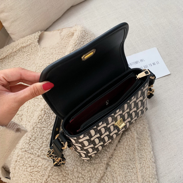 Geantă de damă elegantă, cu mâner metalic lung