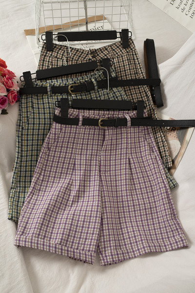 Ruudulised lühikesed püksid vöö ja kõrge vöökohaga