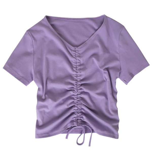 Naiste lipsude ja V-kaelusega T-särk