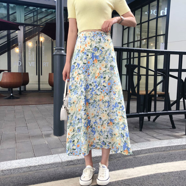 Lilletrükiga ja kõrge vöökohaga pikk naiste seelik