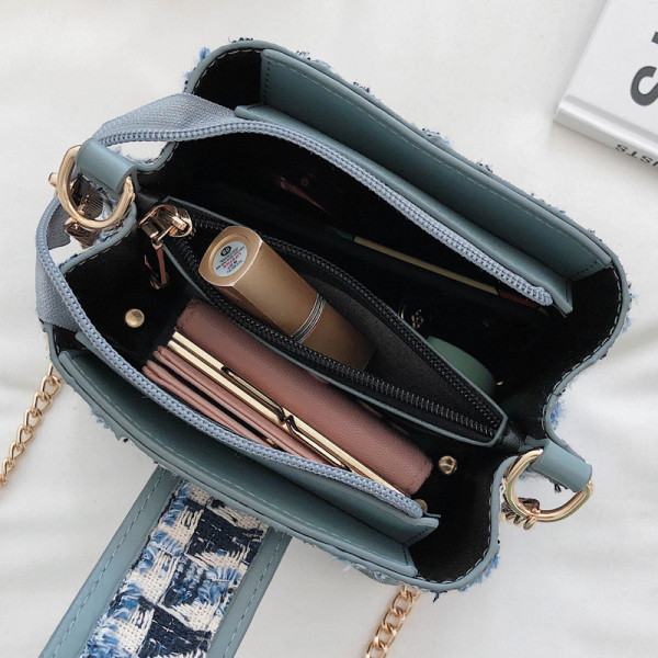 Stiilne pika sanga ja pandlaga naistekott