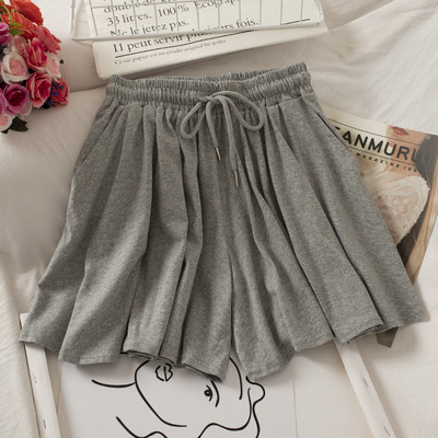 Ikdienas šorti ar saitēm un augstu vidukli