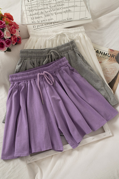 Ikdienas šorti ar saitēm un augstu vidukli