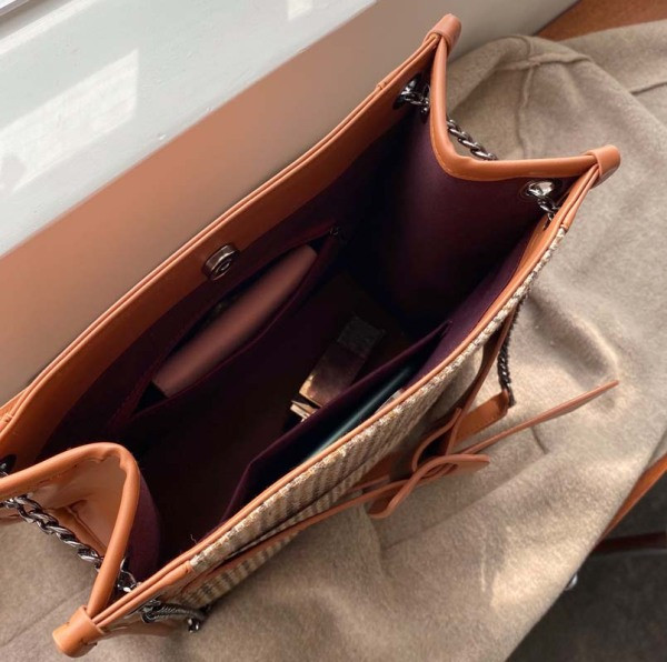 Geanta de umar eleganta de dama din imitatie de piele cu maner metalic doua modele