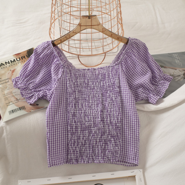 Cămașă de damă cu nasturi și decolteu în V