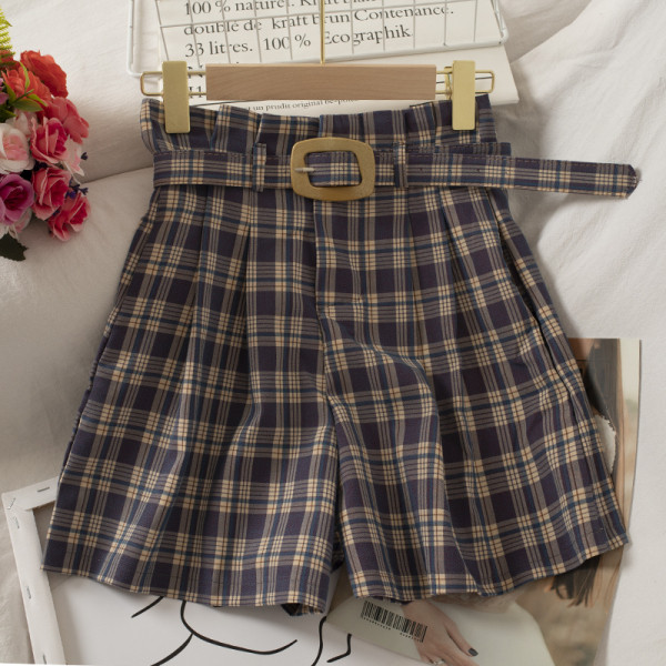 Pantaloni scurti in carouri model lat cu curea