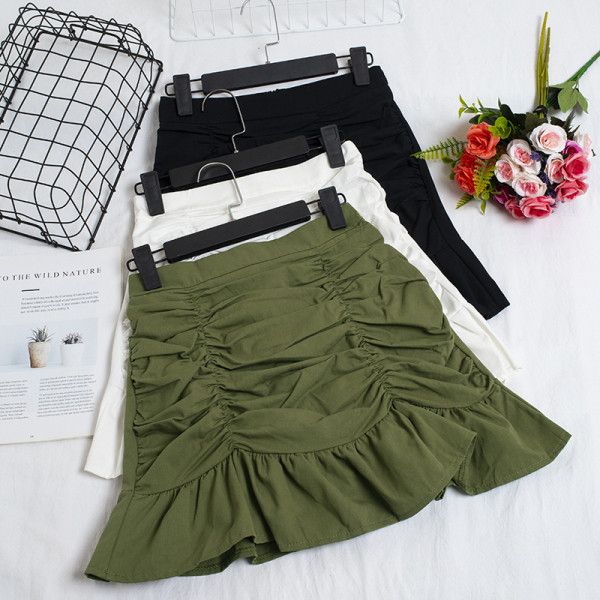 Model fustă scurtă de damă cu talie înaltă