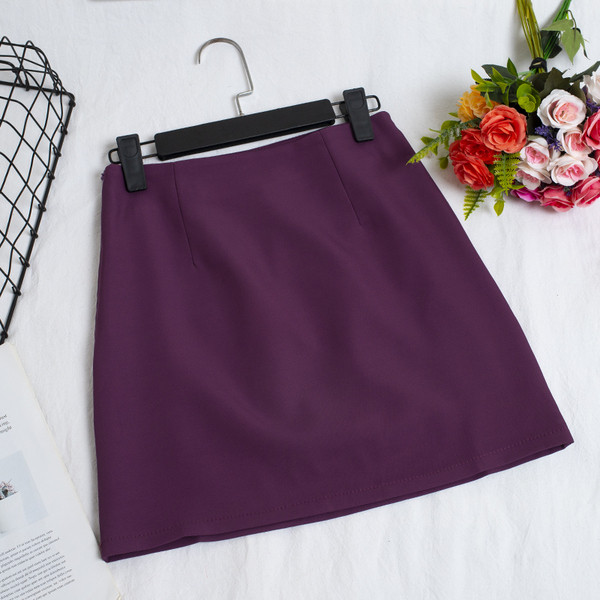 Lühike naiste seelik A-joonega ja kõrge vöökohaga