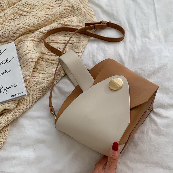 Geanta de dama moderna model simplu cu maner lung