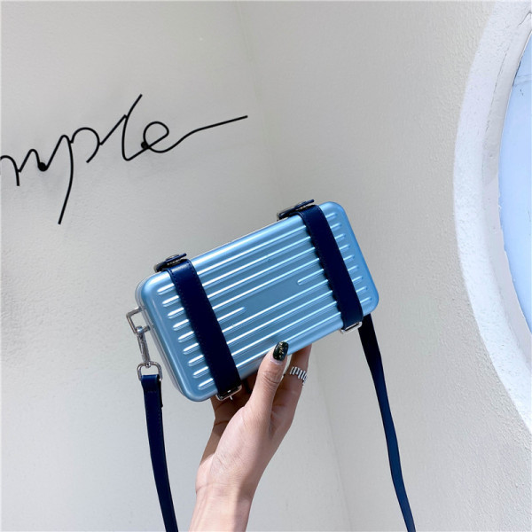 Mini geantă elegantă de damă, cu mâner lung și subțire