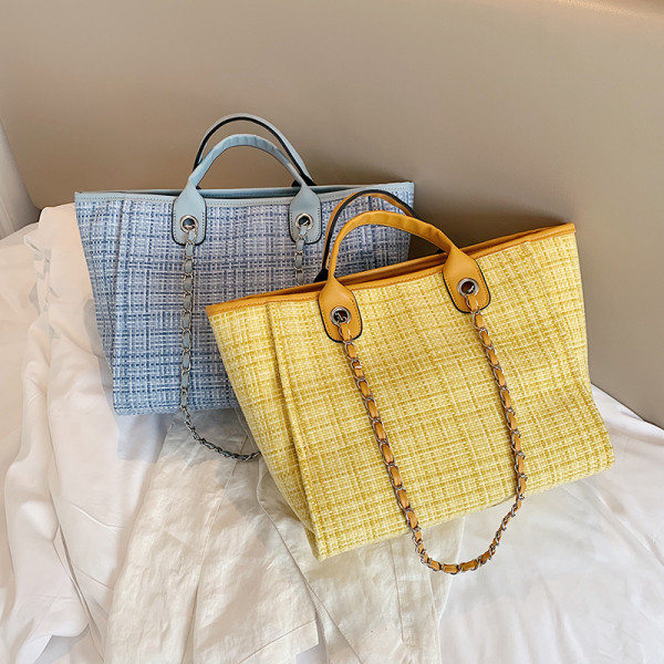 Geanta de dama moderna model lat cu maner scurt