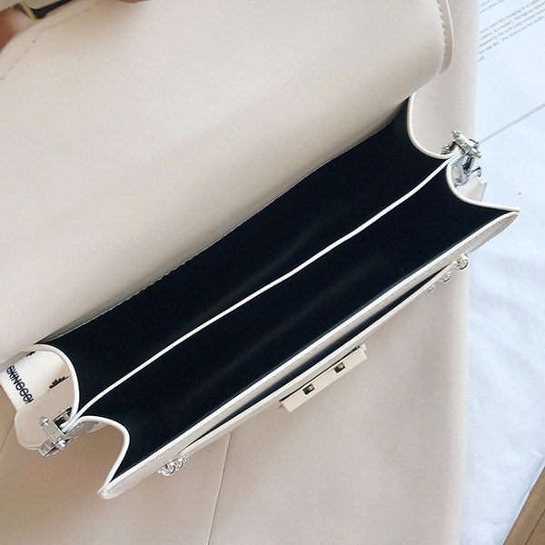 Stilīga sieviešu soma ar platu rokturi un cilpām