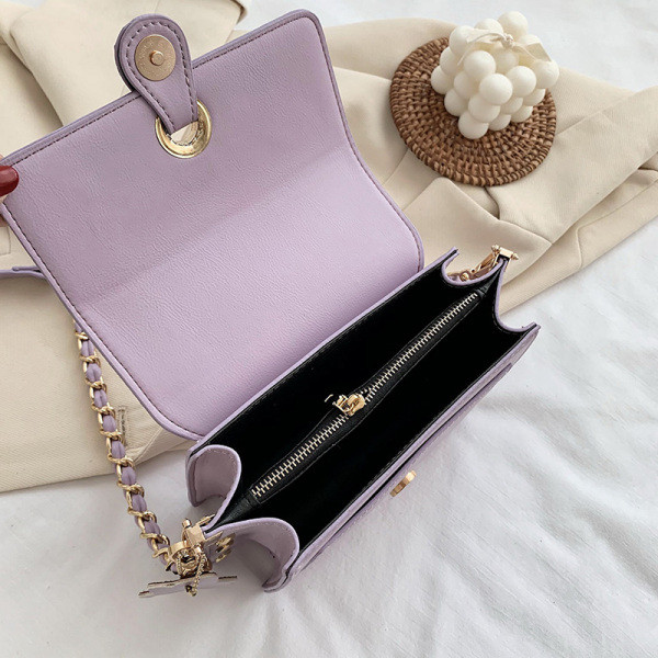 Mūsdienīga sieviešu soma ar garu rokturi un cilpām