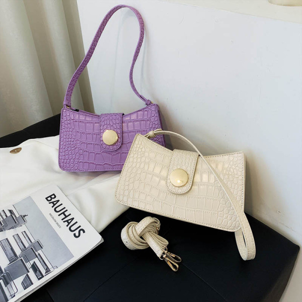 Sieviešu moderna soma ar īsu rokturi no eko ādas