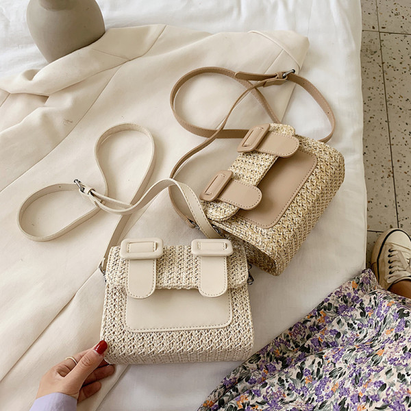 Geanta de dama moderna tricotata cu maner lung