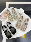 Naiste vabaaja kingad pahkluu kummiga