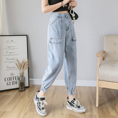 Moodsad kõrge vöökohaga naiste teksad – lai mudel