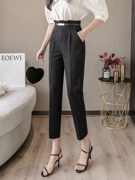 Pantaloni moderni de dama 9/10 cu talie inalta si curea