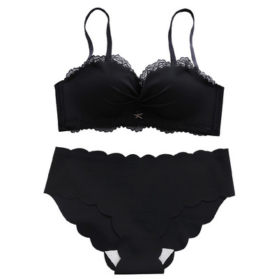 Set de lenjerie de damă elegant din două piese cu dantelă