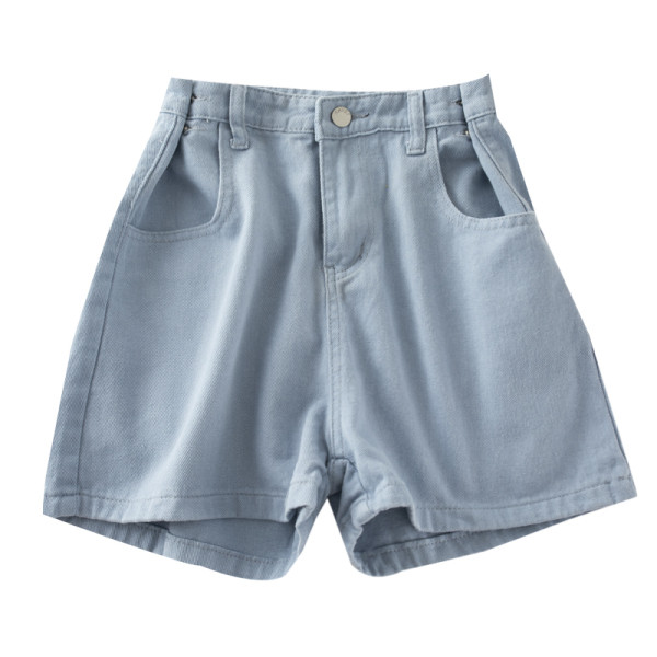 Naiste lühikesed nööpide ja taskutega teksad