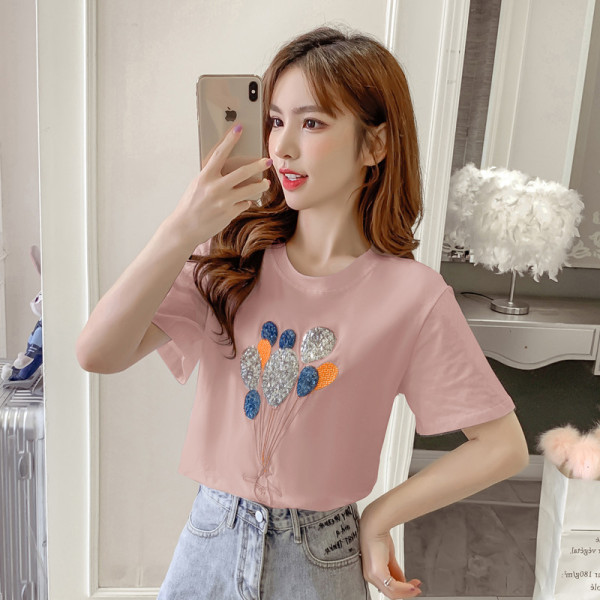 Moodne naiste t-särk litrite ja tikanditega