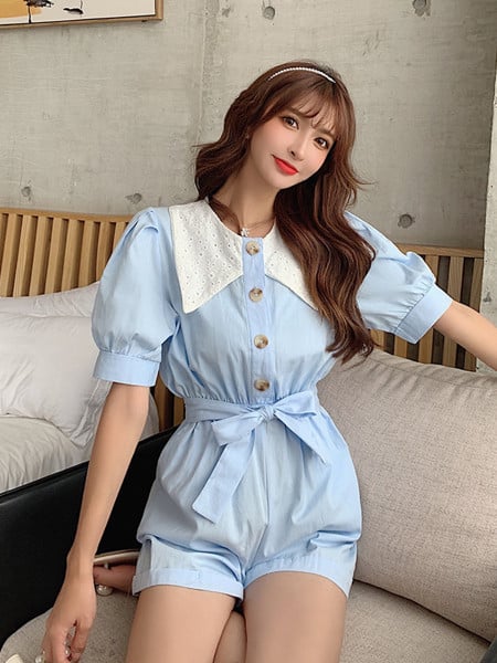 Salopeta de dama retro cu nasturi si guler