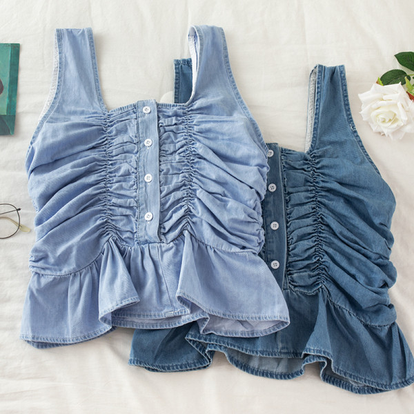 Top de damă modern cu bucle și nasturi