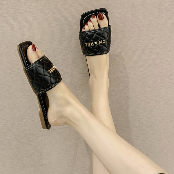 Lameda tallaga kunstnahast naiste susside uus mudel