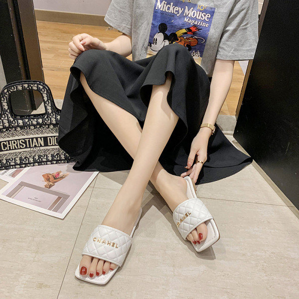 Lameda tallaga kunstnahast naiste susside uus mudel