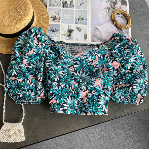 Bluză de damă modernă cu model floral și mâneci bufante