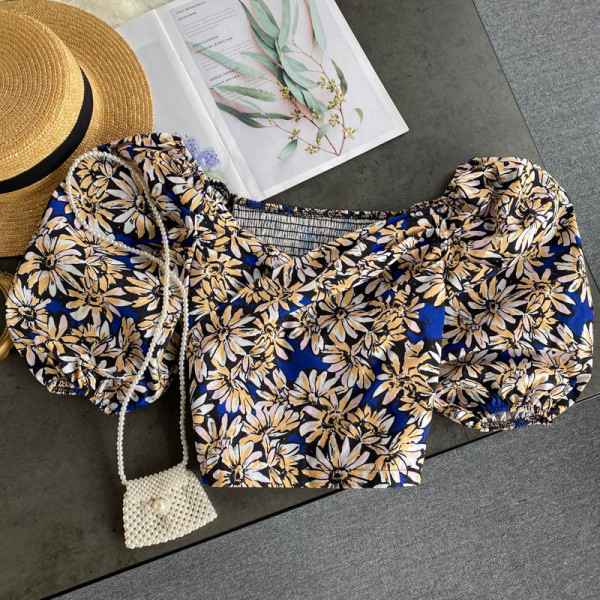 Bluză de damă modernă cu model floral și mâneci bufante