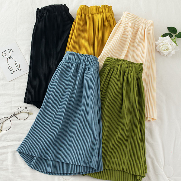 Pantaloni de dama plisati cu talie inalta