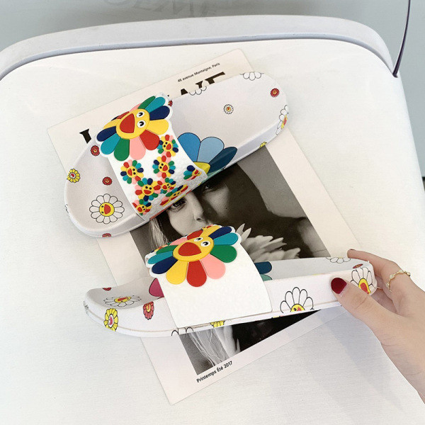 Lameda talla ja värvilise kaunistusega naiste kummisussid