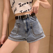 Blugi scurti moderni de dama cu ochiuri si curea