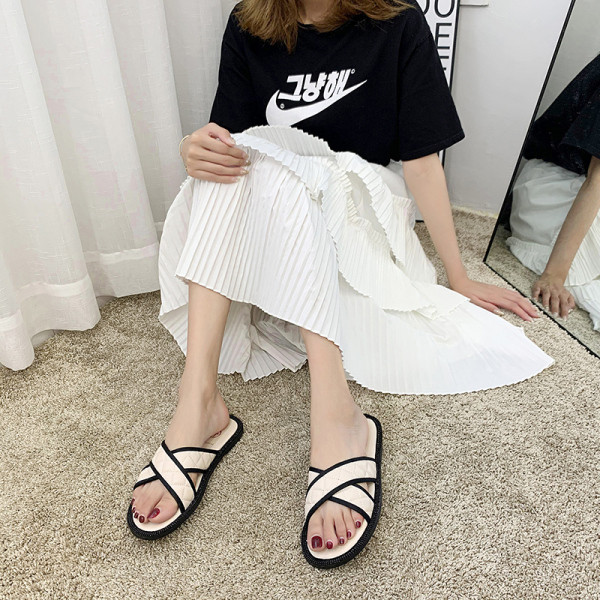 Papuci de vara dama cu bretele incrucisate