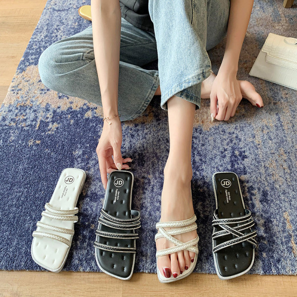 Papuci de vara dama cu bretele incrucisate doua modele