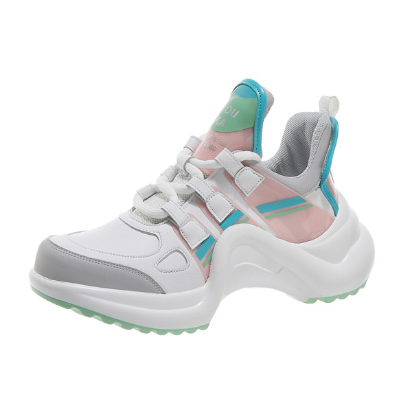 Model nou de adidasi de dama actuali cu talpa aspra