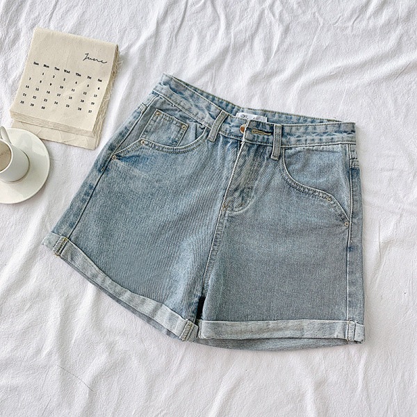 Blugi scurti de dama cu talie inalta si buzunare