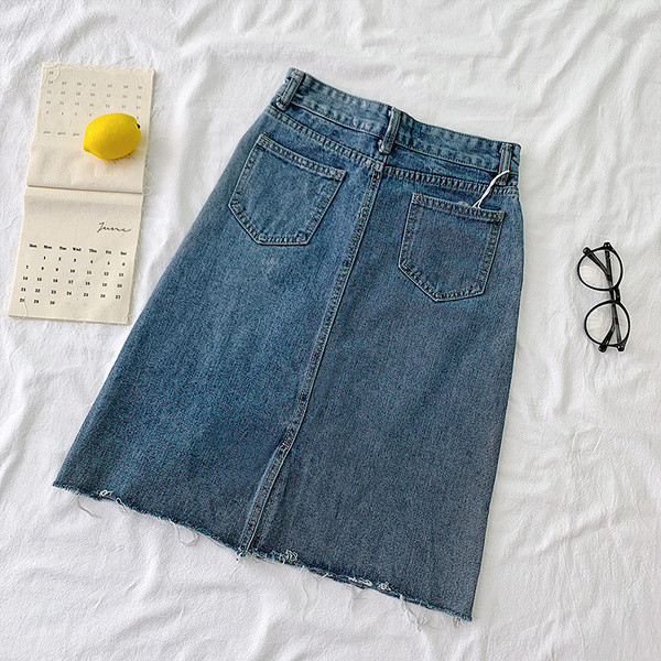 Naiste taskute ja A-joonega teksaseelik