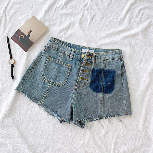 Mūsdienīgi sieviešu īsie džinsi ar pogām un kabatu