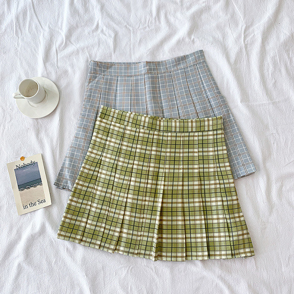 Fusta de dama plisata in stil retro cu talie inalta