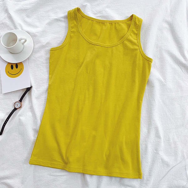 Vienkāršs sieviešu modelis ar apaļu kakla izgriezumu