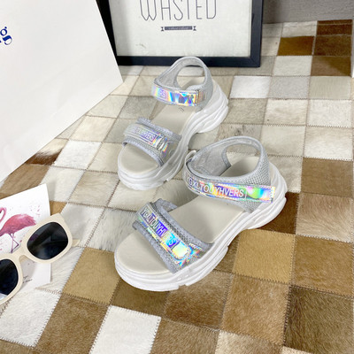 Sieviešu sandales ar augstām zolēm un velcro